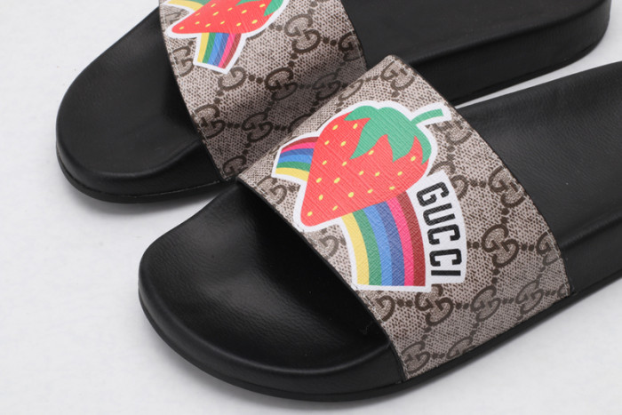 G*u*i* sandal43
