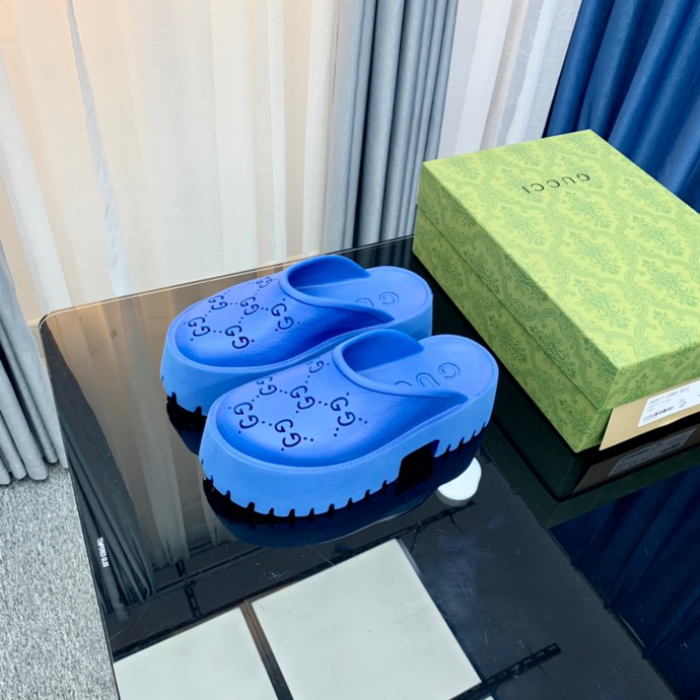 G*u*i* sandal97