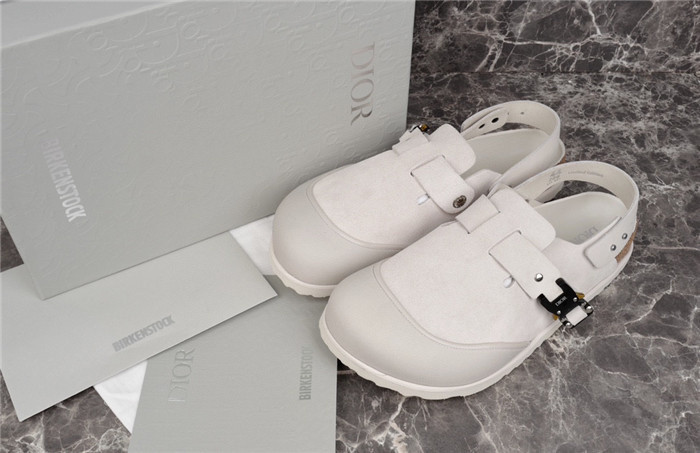 dio*r sandal 33