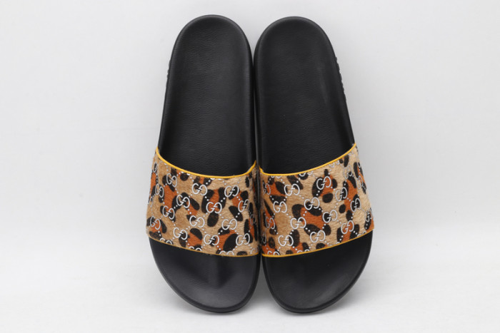 G*u*i* sandal40
