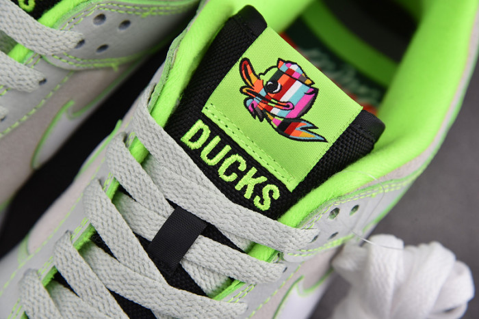 nike dunk low university of oregon pe fq7260-001