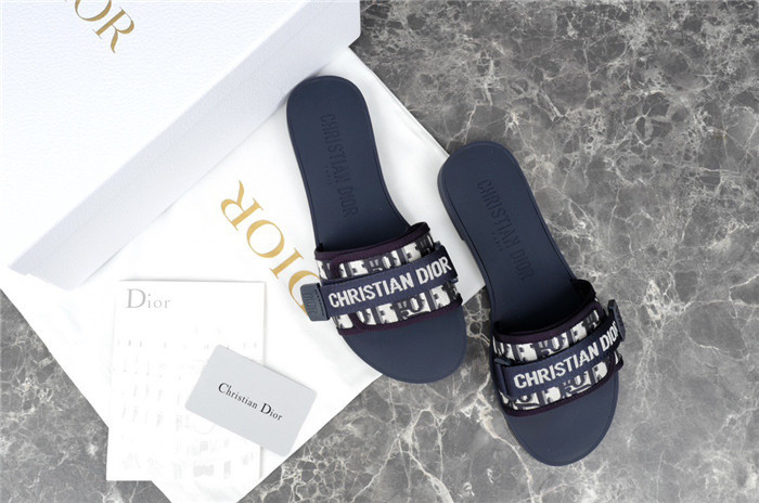 dio*r sandal 26