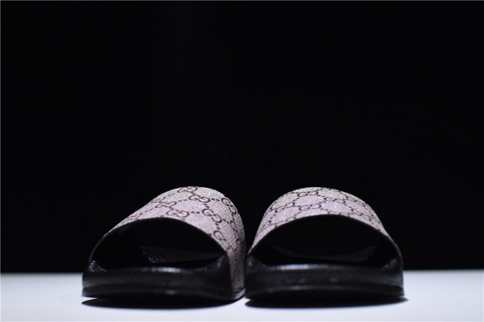 G*u*i* sandal6