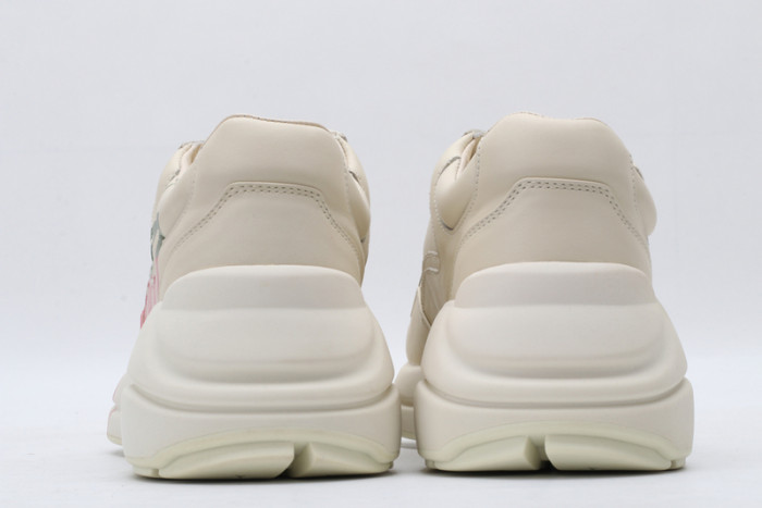 G*u*i* trainer sneaker6
